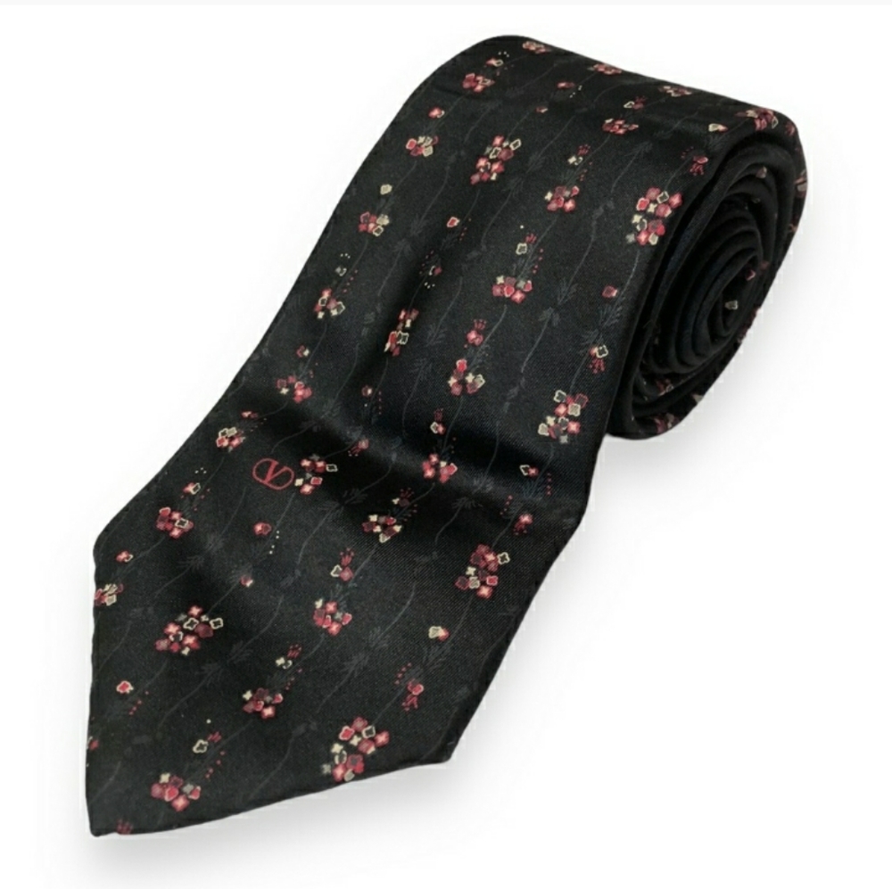VALENTINO GARAVANI 100% Silk Tie Flowers & Vines Design